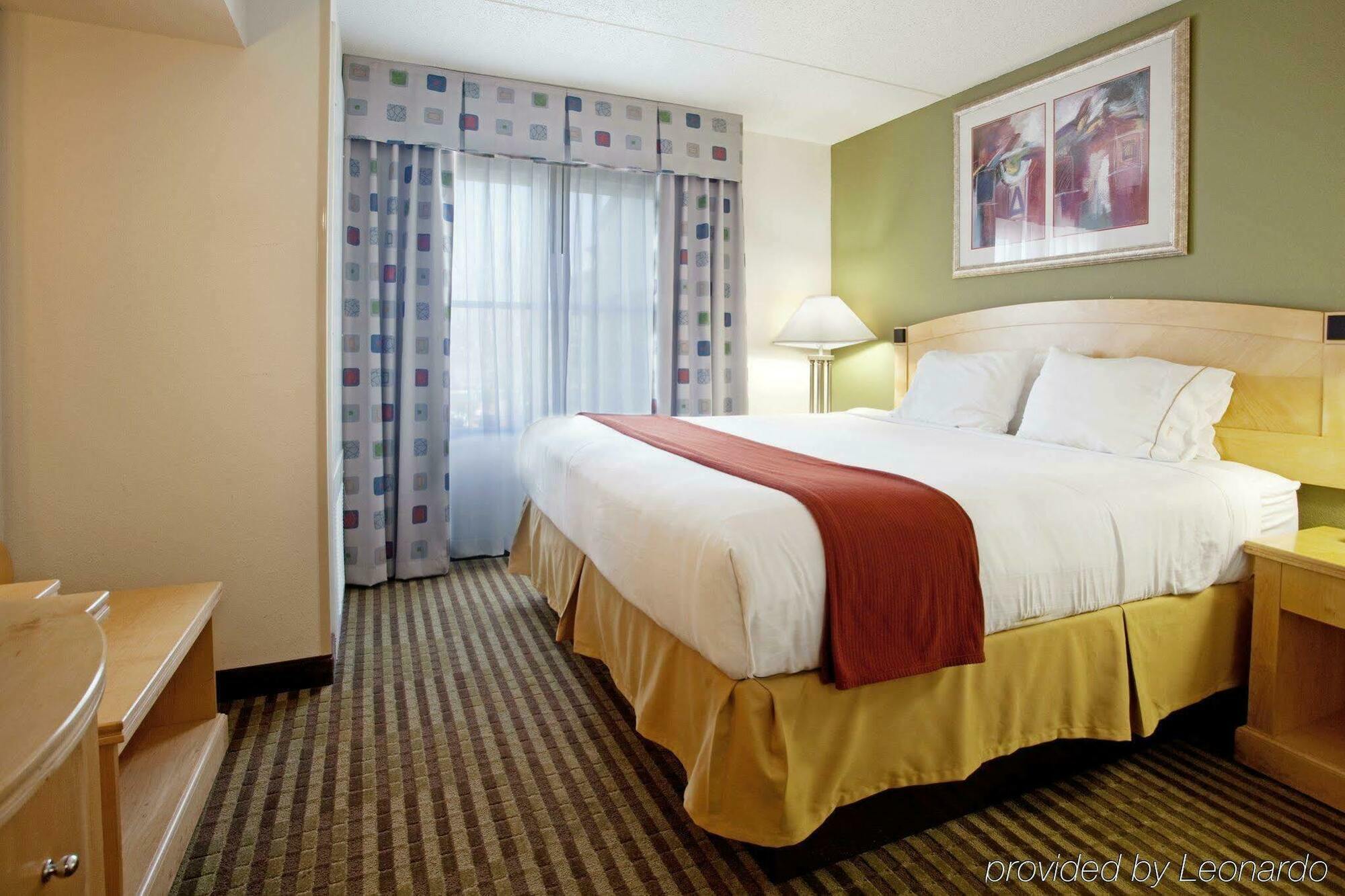 Holiday Inn Express Hotel & Suites Mooresville - Lake Norman By Ihg Pokój zdjęcie