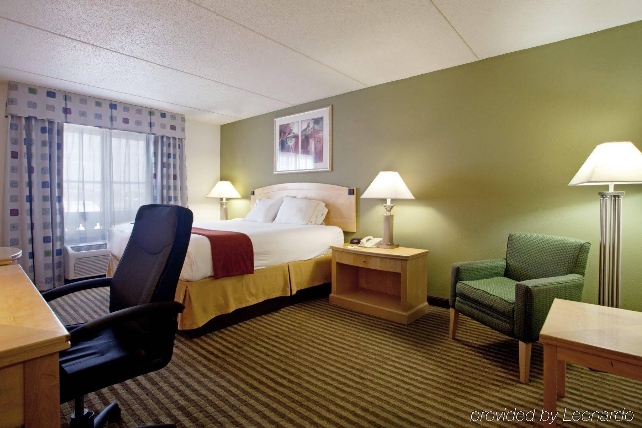 Holiday Inn Express Hotel & Suites Mooresville - Lake Norman By Ihg Zewnętrze zdjęcie